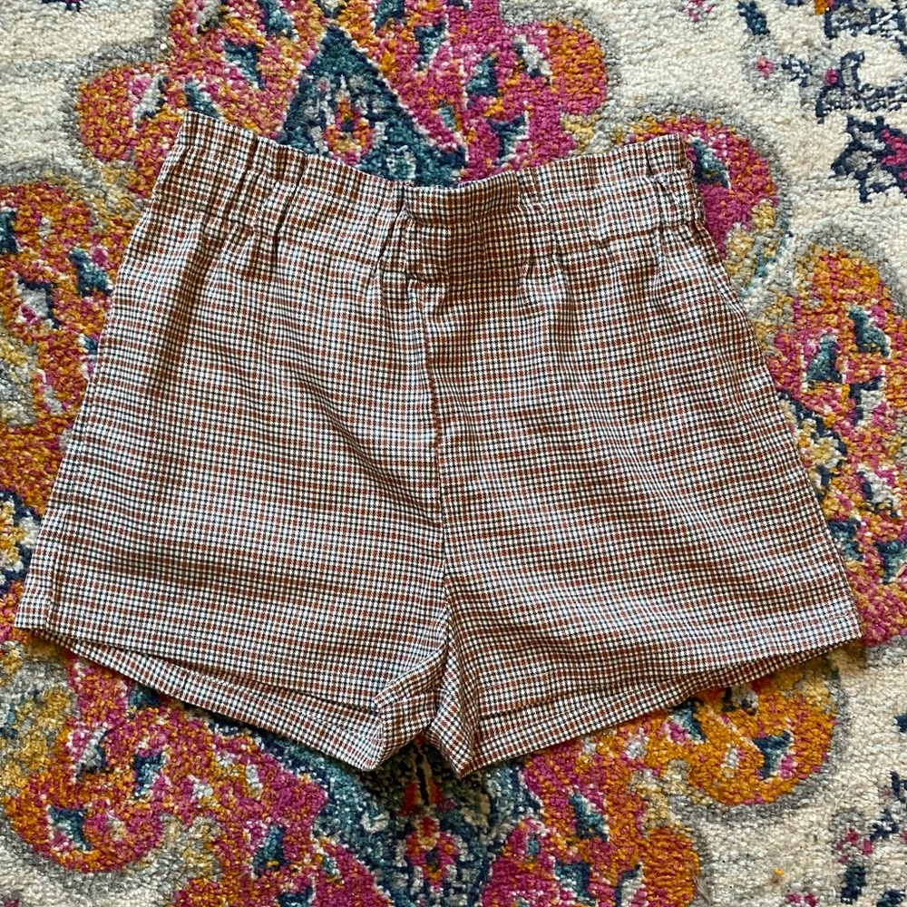 CHARLOTTE RUSSE SHORTS
